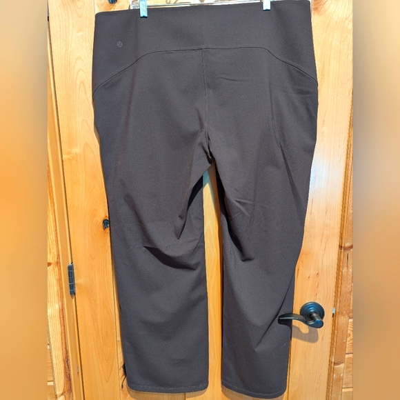 Lululemon Smooth Fit Pull-On High-Rise Pant Regular Length Espresso Sz 20 - Picture 4 of 11